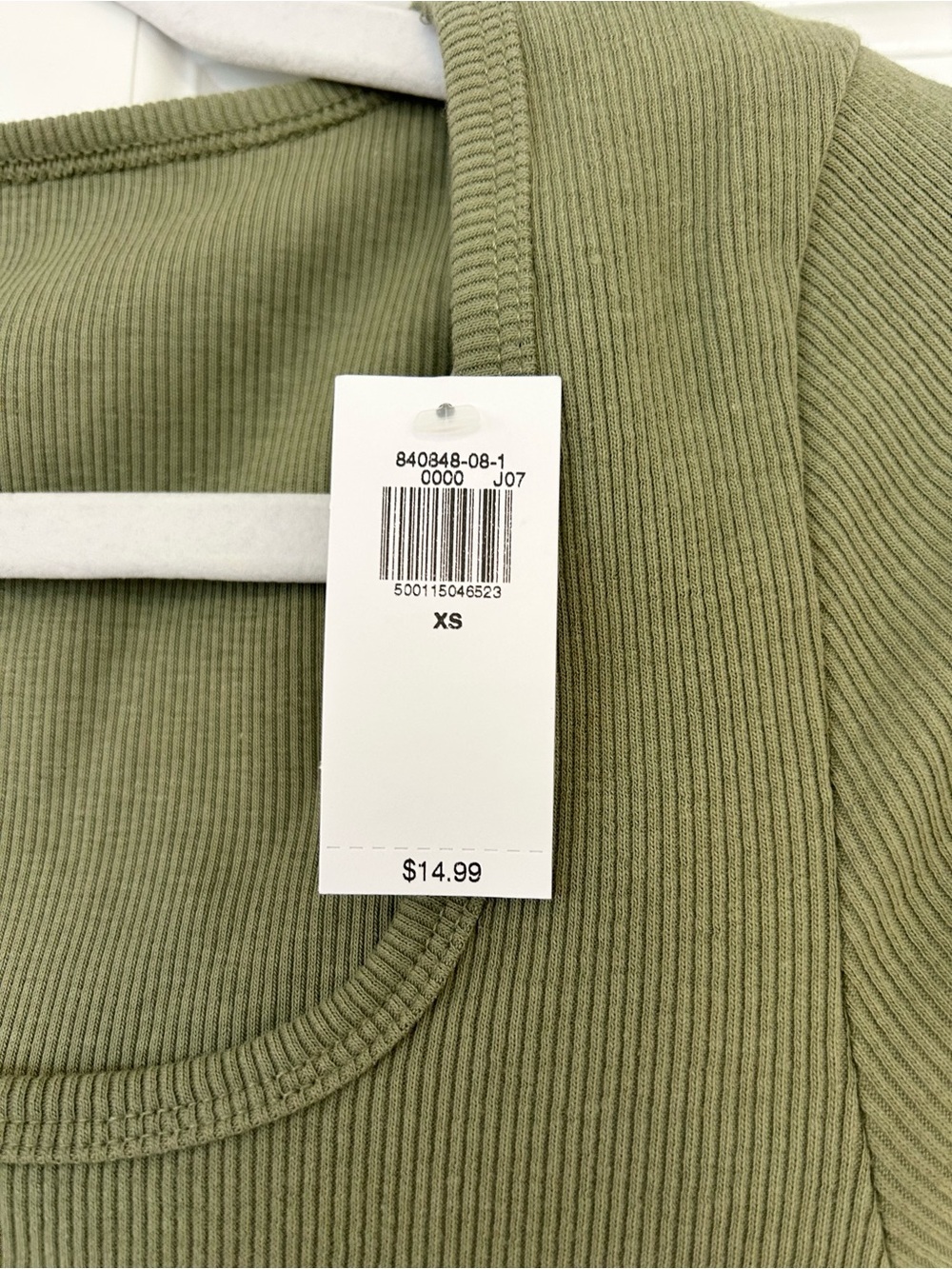 Old Navy Women's Square Neck Ribbed Tee - Picture 4 of 4